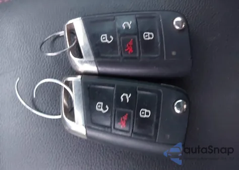 2015 Volkswagen Golf Gti 2.0T Se 2-Door z USA, uszkodzony, nr VIN 3VWYT7AU2FM095779